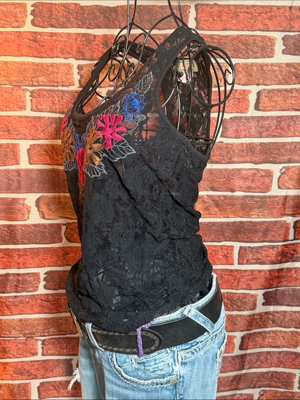 👚 Flying Tomato Lace Tank w/Racer Back Flower Appliqué Y2K — Black — Sz S / N - Picture 2 of 8